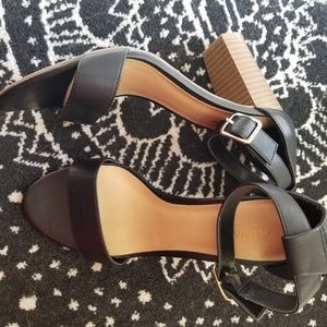 Old Navy Almond Toe Heels US Womens Size 8